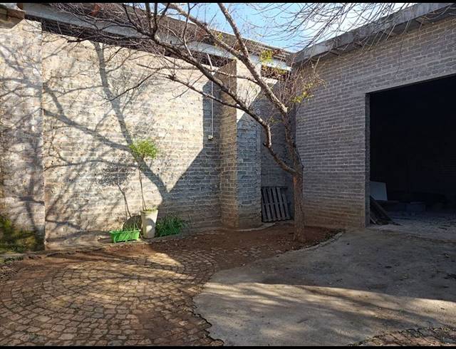 FARM FOR SALE IN BREDELL